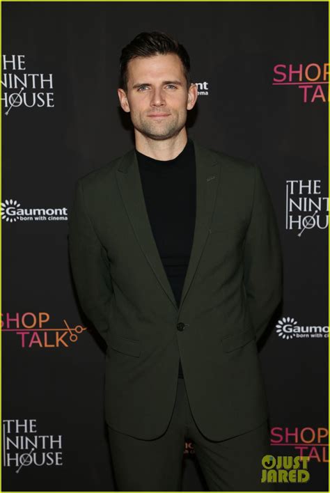 full sized photo of kyle dean massey christmas movie premiere 04