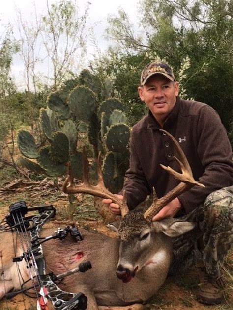 South Texas Hunting Outfitters Bowhunting Trips Aoudad
