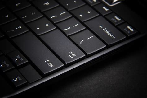 premium photo  keyboard button   laptop
