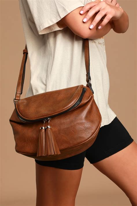 cute cognac purse vegan leather bag saddle bag crossbody lulus