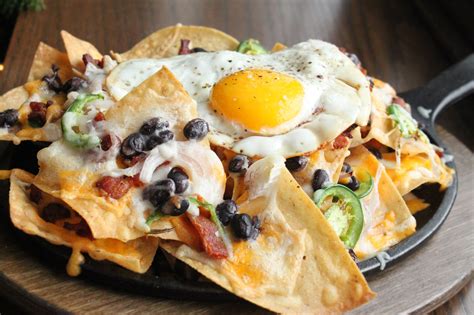 breakfast nachos