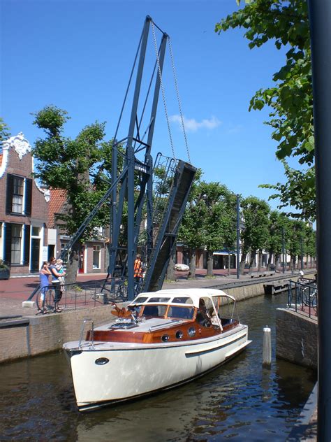ophaalbrugje  de luts door dorien hofstede uit balk friesland nederland reizen vakantie