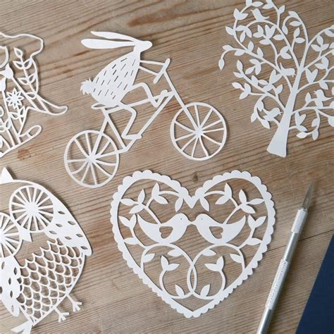 learn  art  papercutting   friendly wokingham classes
