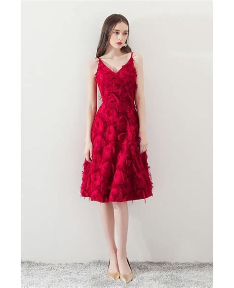 Burgundy Feathers Knee Length Party Dress With Straps Htx86020