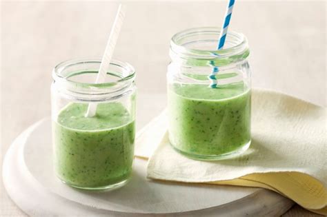 green breakfast smoothie recipe tastecomau