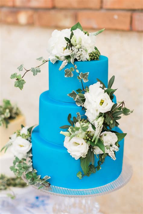The Royal Blue Story Wedding Inspiration In Shades Of