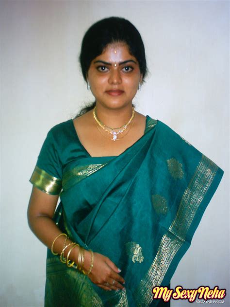 india nude neha in traditional green saree xxx dessert picture 6