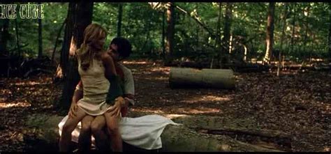 Sarah Michelle Gellar Sex Scene In The Woods Scandalpost