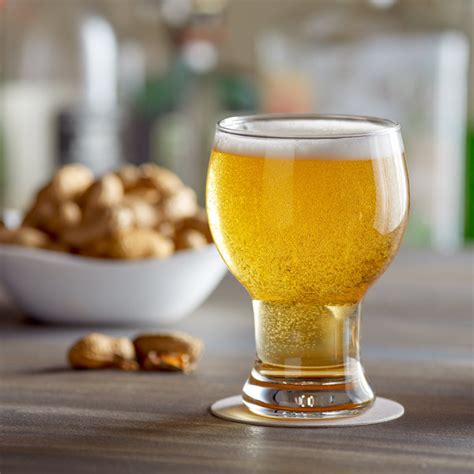 Beer Glass Buying Guide Types Shapes Sizes Explained