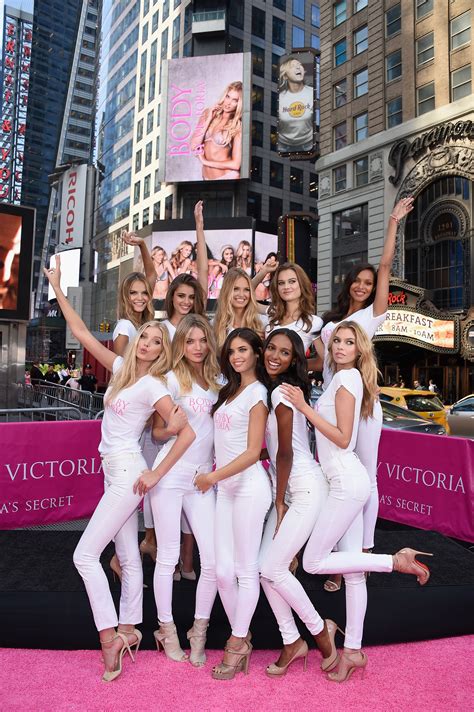 The Newest Victoria S Secret Angels Landed In Times Square