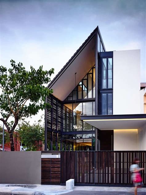 lines  light  family house  hyla architects singapore