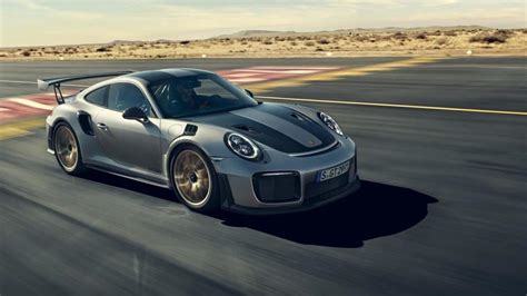 Gt2 Rs Is The Fastest Porsche 911 Model Of All Time With 6 47 3 Lap