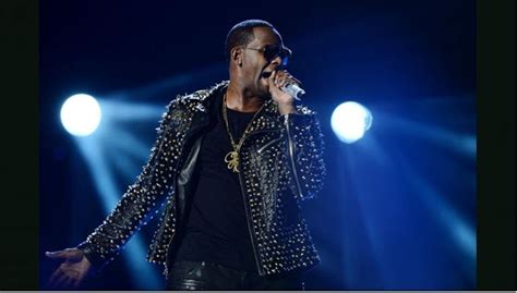Federal Judge Orders R Kelly Held Without Bond On Sex Charges