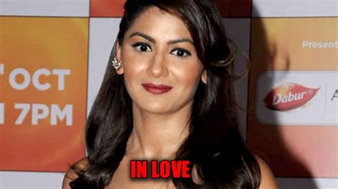 Omg Kumkum Bhagya Actress Sriti Jha Is In Love Iwmbuzz