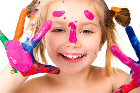 girl  paint  years preschool