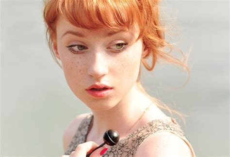 Lily Evans Tumblr Beautiful Redhead Hollywood Stars Freckles Eye