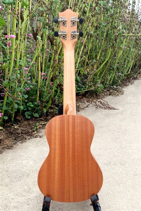 24 Inch Spruce Top Concert Ukulele Aiersi Guitar