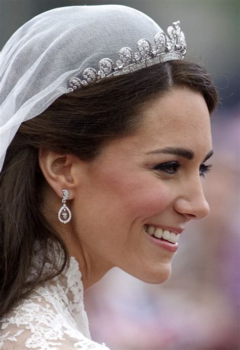 tiaras  crowns     headpieces   british royalty