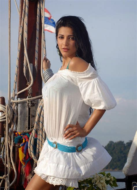 high quality bollywood celebrity pictures shruti hassan