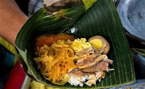 Gurihnya Nasi Liwet Khas Kota Solo Bikin Ketagihan