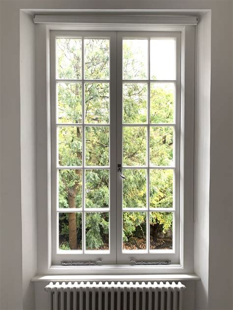 large multi paned conservation casement window  amodus edith grove chelsea sw double