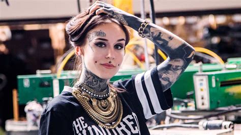 these are the hottest tattoo models on instagram gq