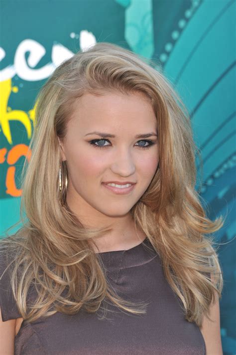 Pin By Mike Ramsey On Hair Emily Osment Hair Styles Jennifer
