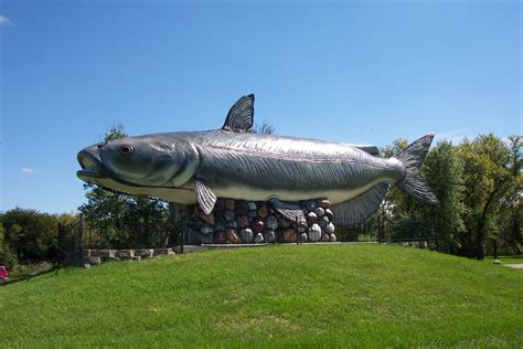 worlds largest catfish official north dakota travel tourism guide