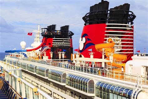 secrets disney cruise  employees wont   readers digest