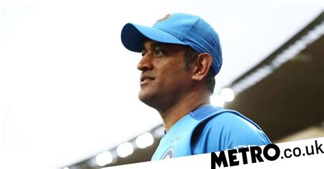 Cricket Shane Warne Hits Out At Ms Dhoni Critics Names His World Cup