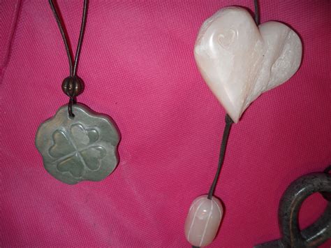 geloof hoop en liefde klaver hanger van speksteen soapstone stone jewelry hangers jewlery
