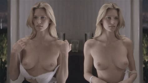 Natasha Henstridge Nude Pics Seite 6
