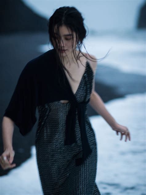 ming xi is a natural beauty in vogue china editorial