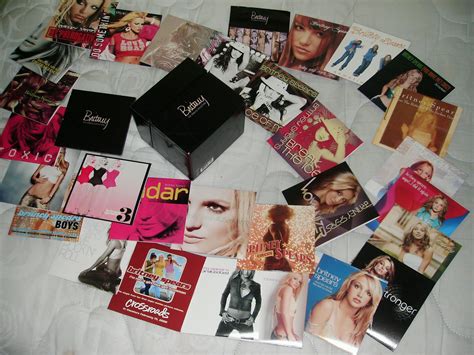 pop collection cds britney spears  singles collection ultimate fan box set
