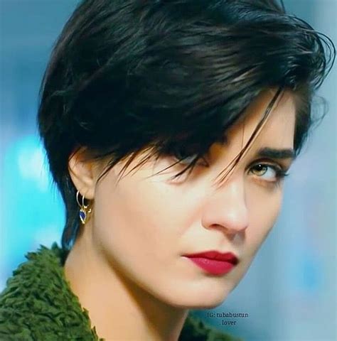 Tuba Buyukustun Turkish Actress Short Hair Styles Tuba