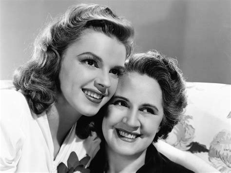 hollywood moms were brooke shields and judy garland s