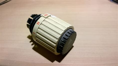 danfoss  thermostatic radiator valve sensor head ebay