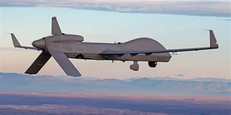 aeroflap general atomics demonstra drone mq  gray eagle er controlado atraves de tablet
