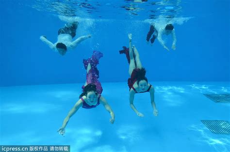 twin world champions pose for underwater wedding photos[5] top photos