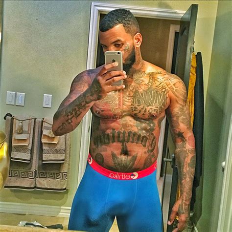 [pic] the game s penis visible in tight underwear selfie