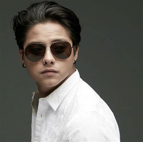 juicy and hottest men monday hotness with daniel padilla 3