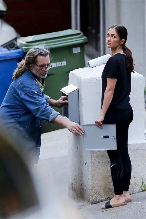 Minka Kelly Seen Fixing The Mailbox With Her Dad In Los Angeles 180720 9