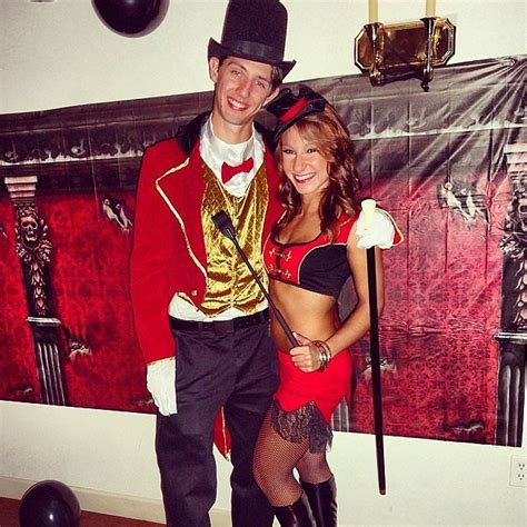 Ringmaster And Circus Performer 60 Sexy Halloween