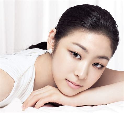 Top 32 Most Beautiful South Korean Women Photo Gallery