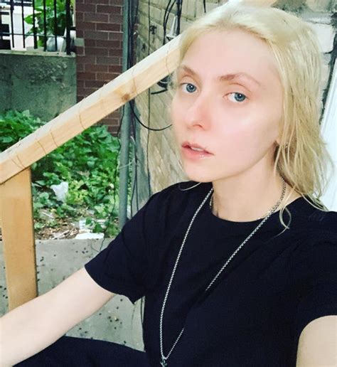 gossip girl s taylor momsen unrecognisable in new photo beautiful