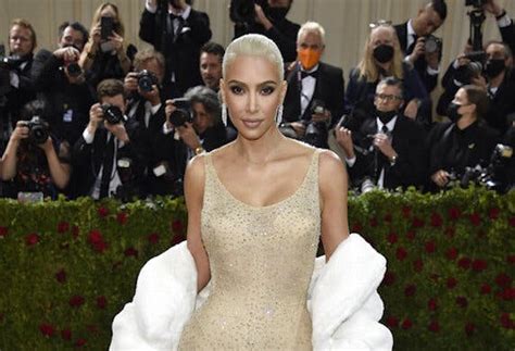 judge declines to dismiss lawsuit against kim kardashian floyd
