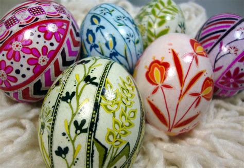beautiful easter eggs designs