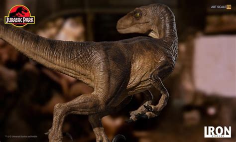 jurassic park velociraptor 1 10 art scale limited edition