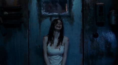 ‘texas Chainsaw 3d’ Star Alexandra Daddario Can Slay Us