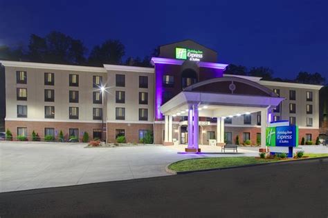 holiday inn express cross lanes   updated  prices